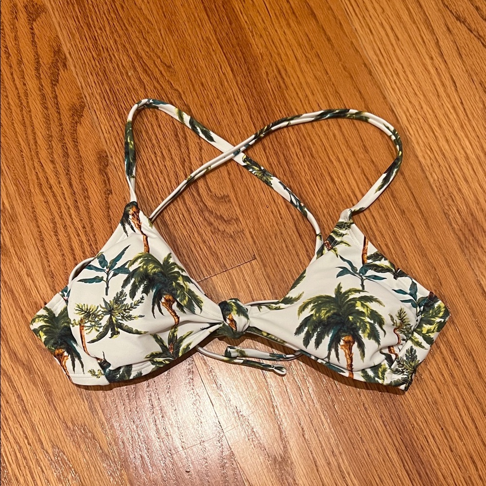 Xhilaration Leaf Print Bikini Top